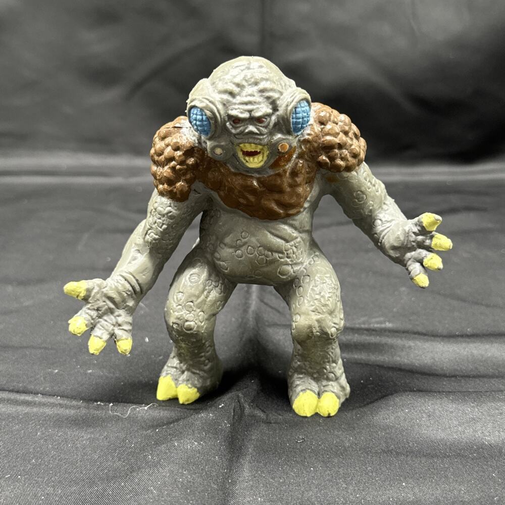 Vintage Dungeon’s and Dragons Umber Hulk D and D Action Figure
